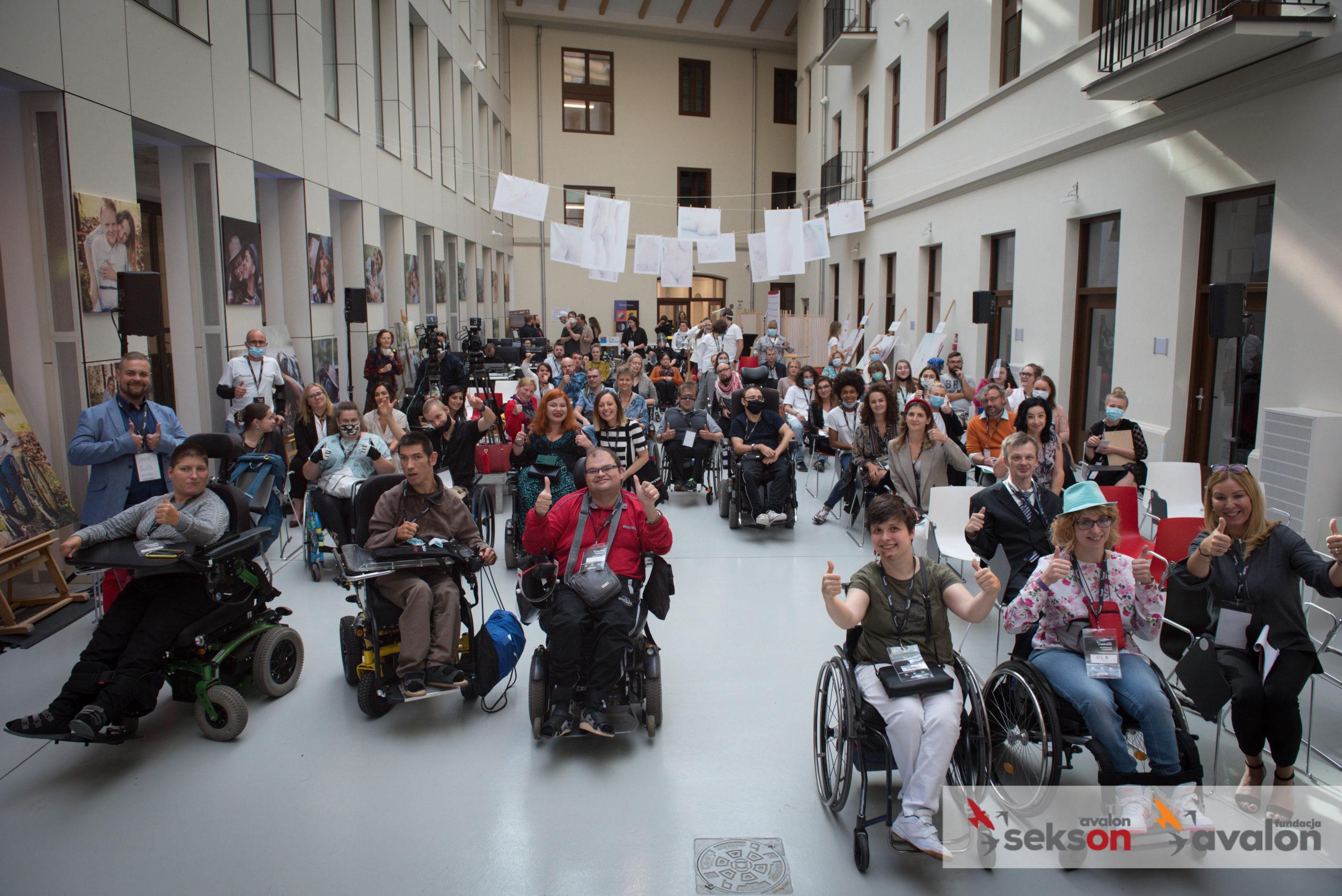 Zdjęcie grupowe uczestników drugiej konferencji Sekson.